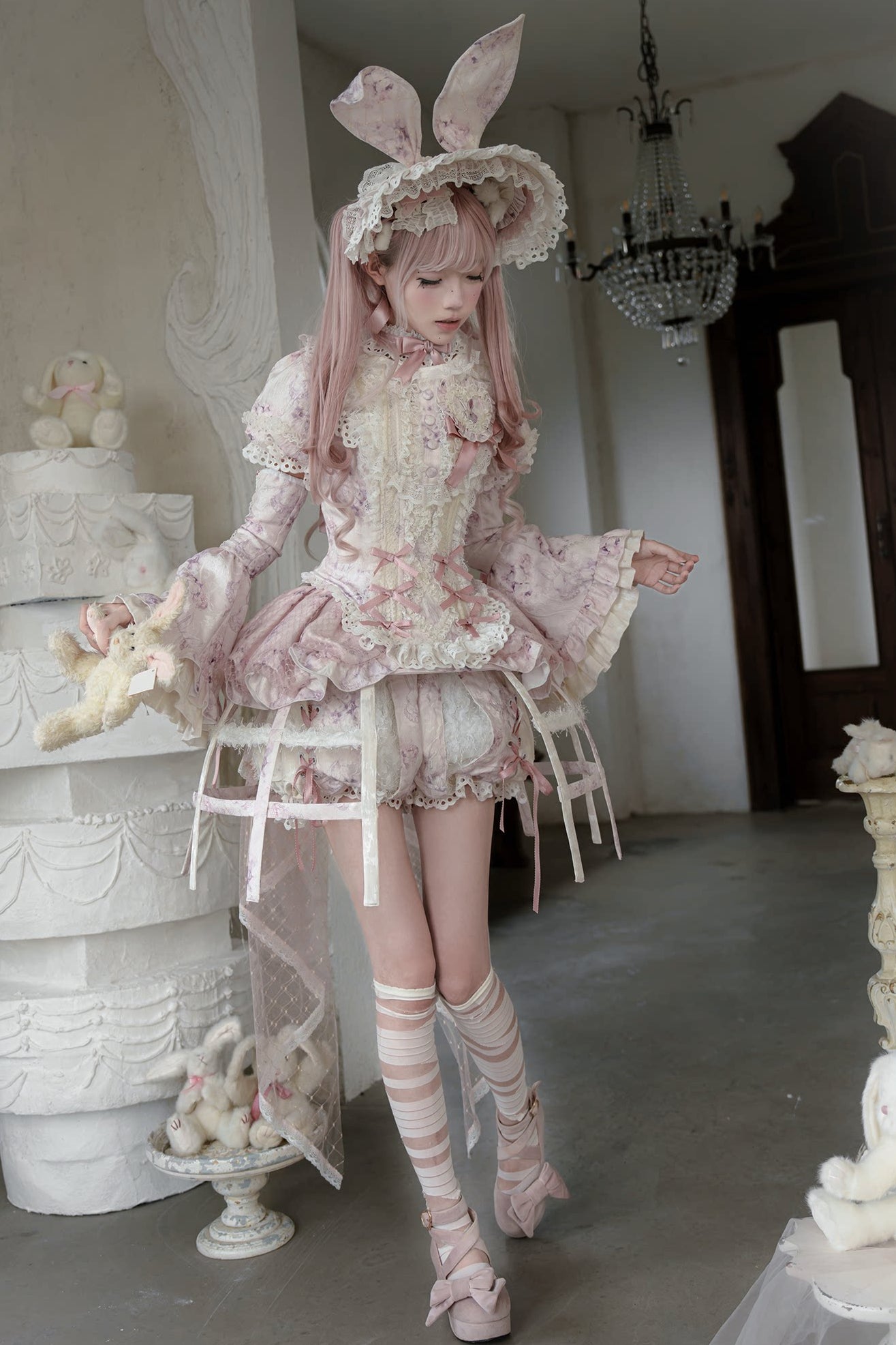[Date limite de précommande : 6 octobre] Pink Castle Bunny ensemble poupée romantique avec haut corset à manches bouffantes en dentelle + short + surjupe à volants + surjupe cage à oiseaux Set 1/2/3