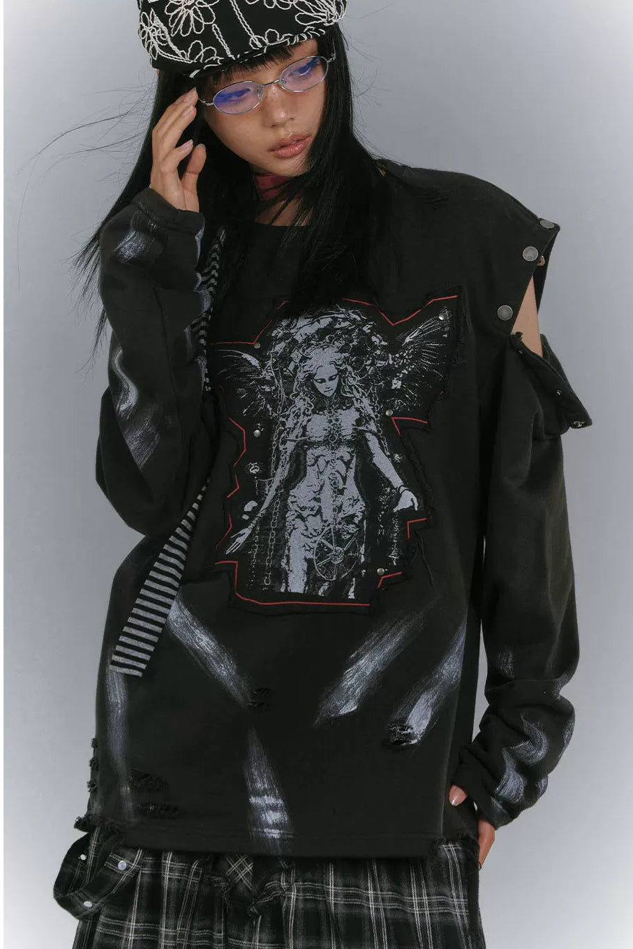 カットアームデザインルーズモードトップス