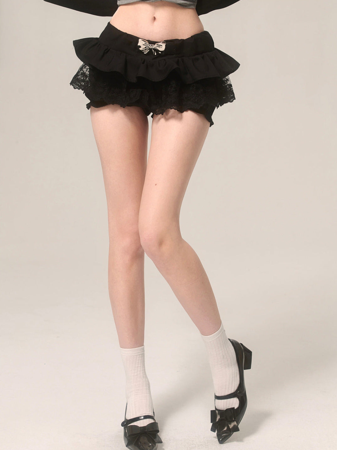 Romantic Black Bow Lace Design Shorts Skirt [Reserved Item