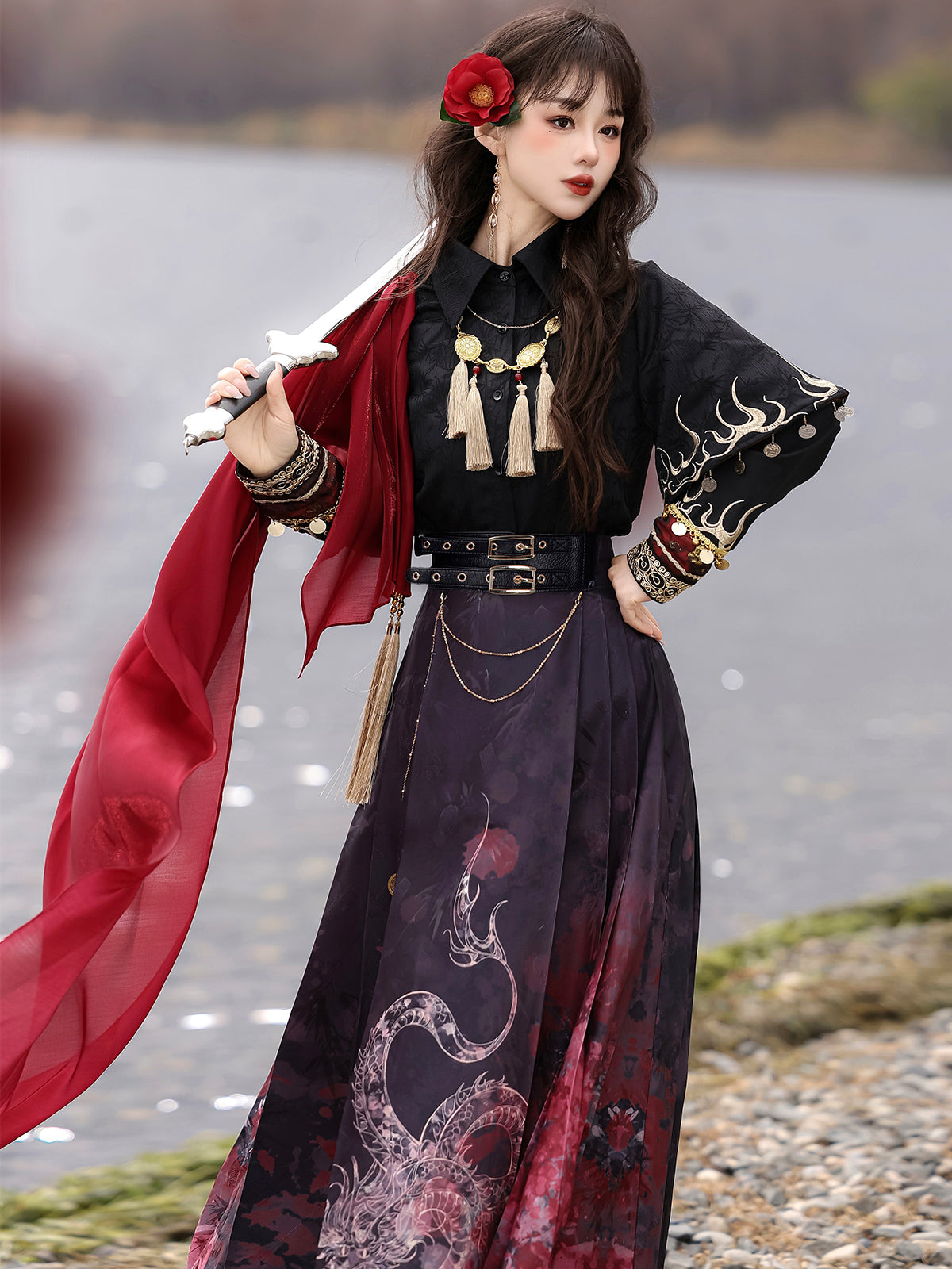 ファイヤーチャイナロングコート＋トップス＋ロングスカート