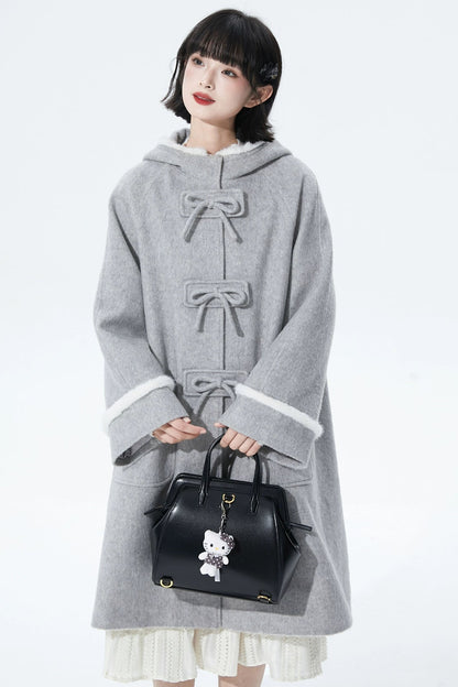 ライトグレイウールンフーデッドコート