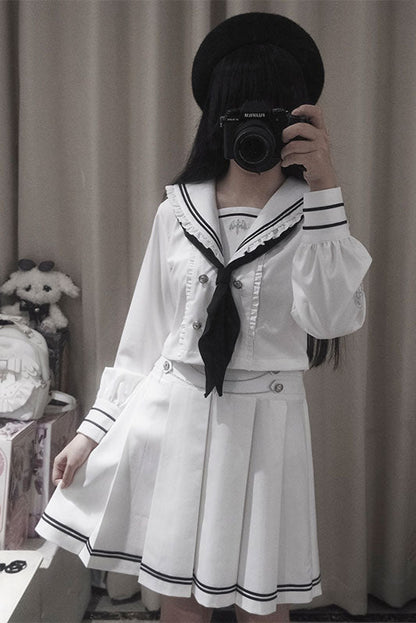 Sailor collar top + pleated skirt