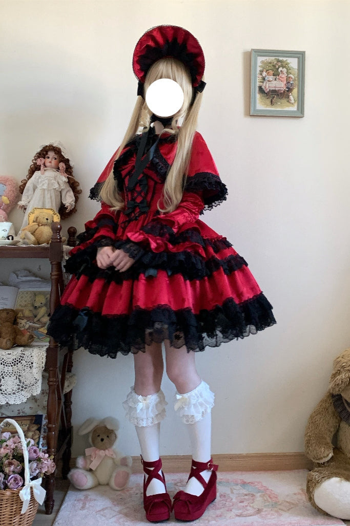 [Scadenza prenotazione 13 febbraio] Set abito con mantello rosso e nero