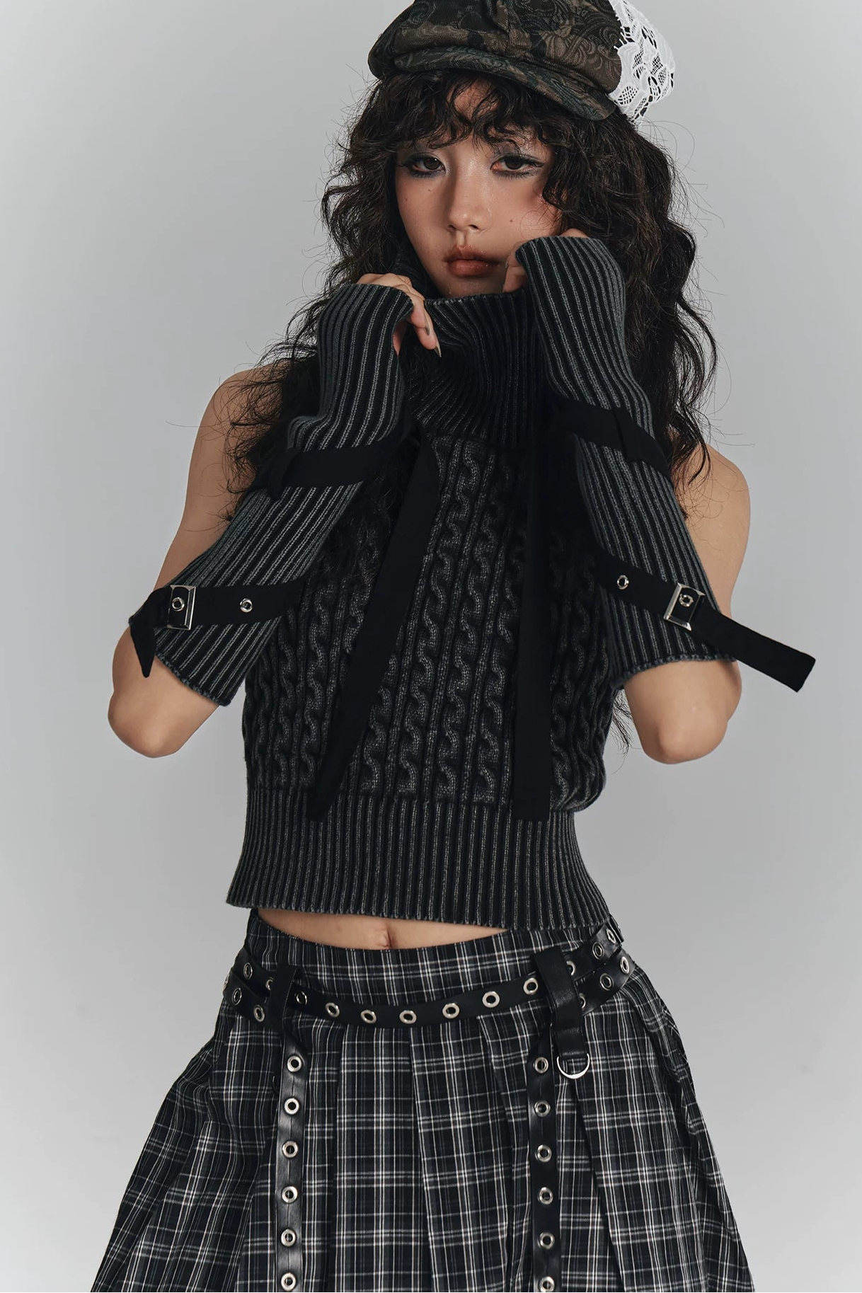 ダークパンクスリムニットベスト