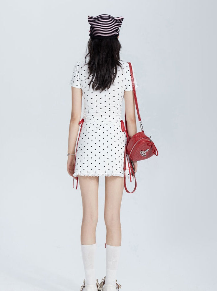 Half Neck Dot Top + Tight Skirt