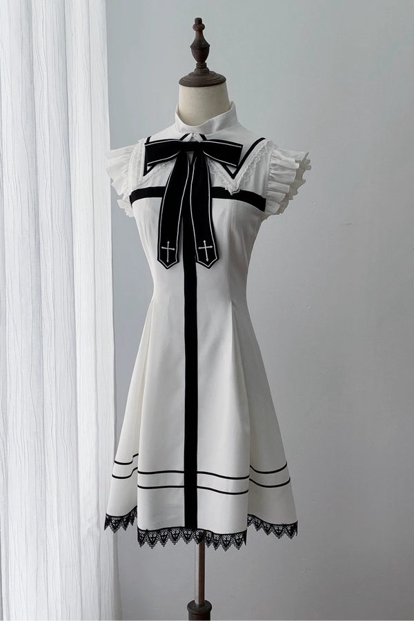 【9月15日予約締切】Black And White Cross Ribbon Frill Lace Academy Dress＋Gothic Chain Cropped Bolero Jacket