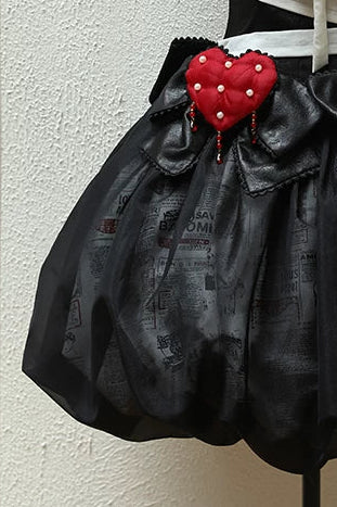 【9月3日予約締切】Gothic Fantasy Red Heart Black Balloon Corset Lolita Ribbon Dress + Ribbon Choker with Playing Card and Bead Motif