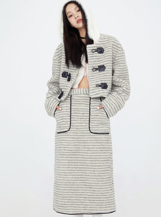 Chic Border Coat + Border Long Skirt