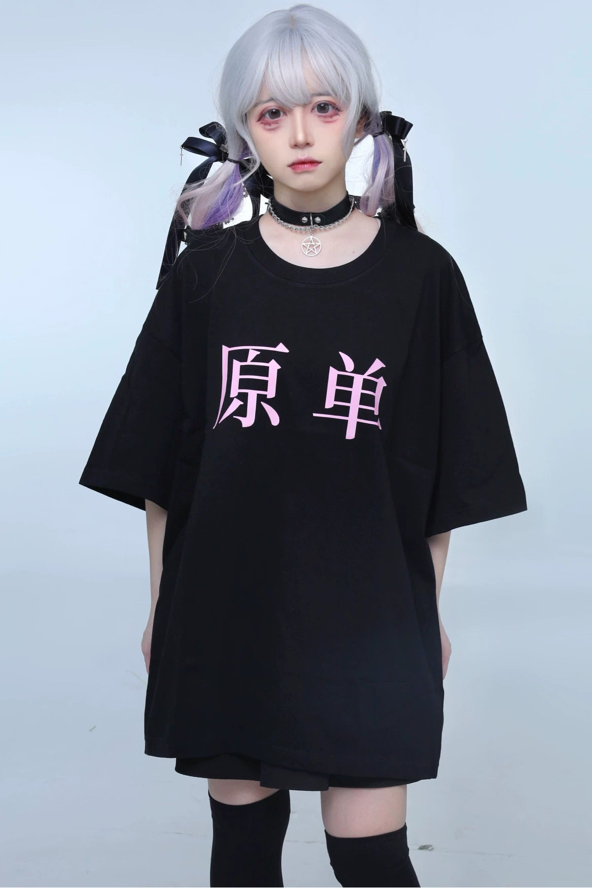 闇堕ちガーリーロゴTシャツ
