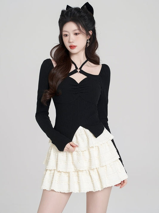 슬릿 크로스넥 디자인 슬림 탑 + 러플 티어드 스커트