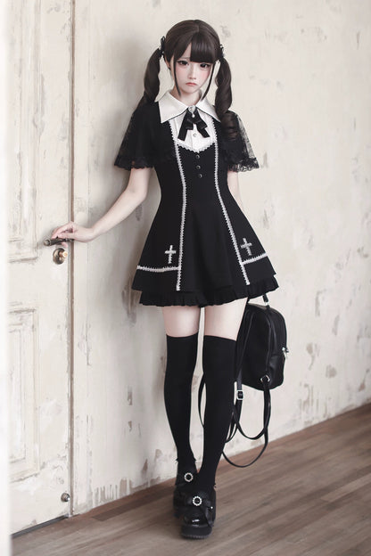 【4月29日予約締切】ブラックゴシックケープスリーブクロスディテールリボンカラードレスセットアップ