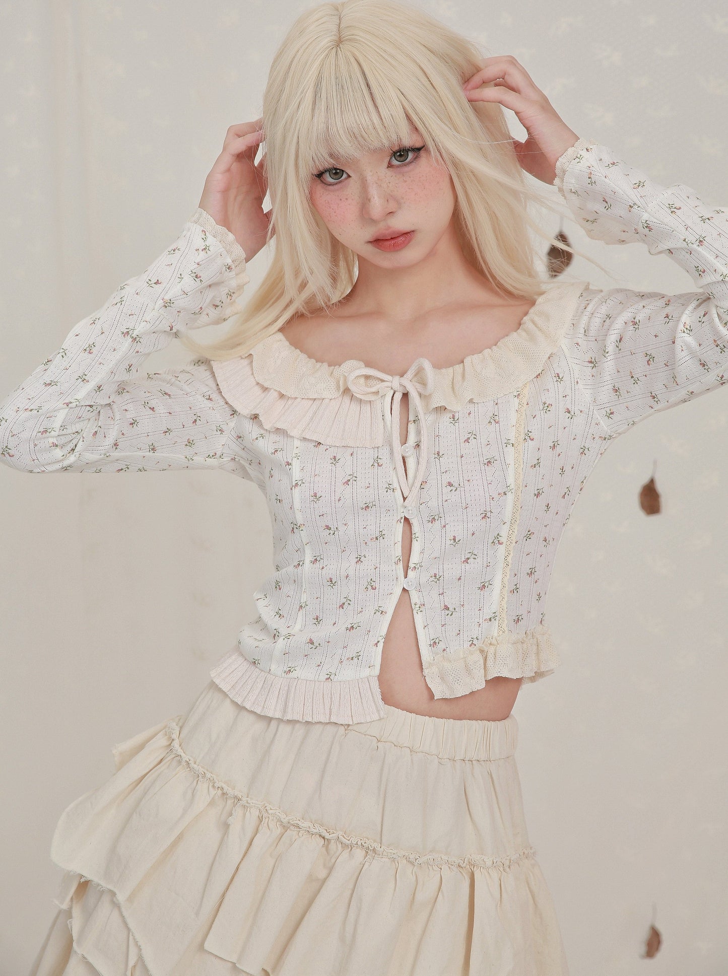 Flower frillweet cardigan tops