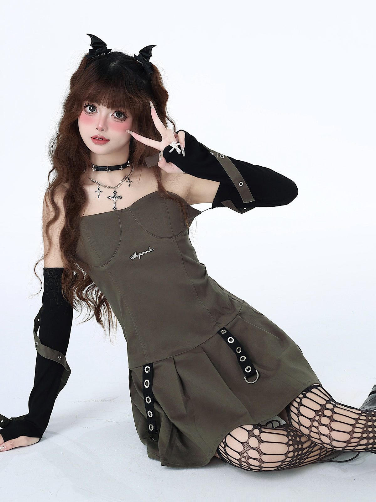 American Hot Girl Design Retro Suspender Dress + Sleeves