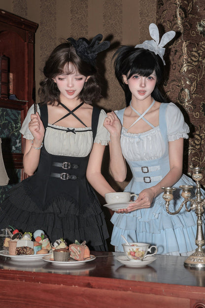 Cool Square Neck Four-Stage Dress