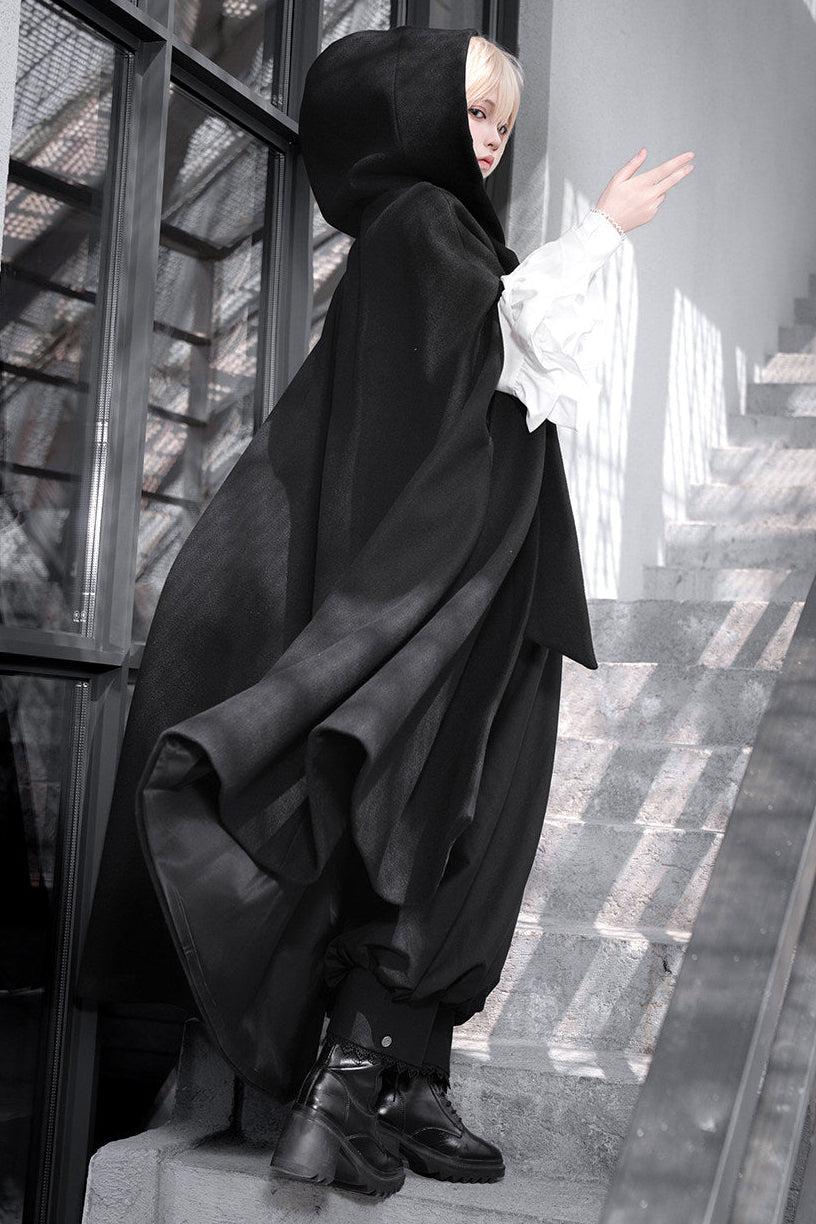 Elegant Oversized Cape Shirt and Trousers Set-Up