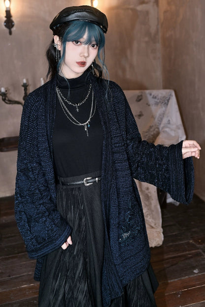 ダークフィンエンブロイダーカーディガン