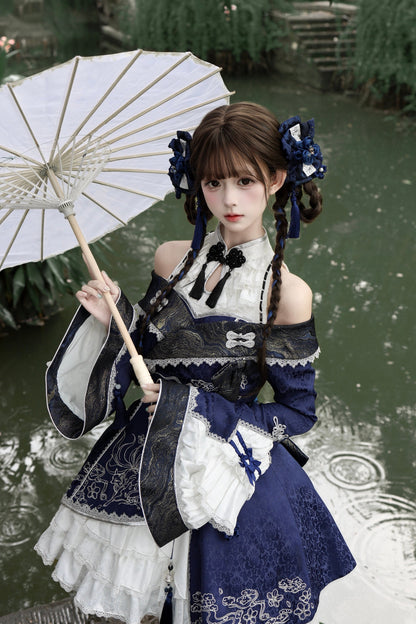 [Reservierungsschluss am 9. Oktober] Dunkelblau-weißes Gothic-Chinese-Lolita-Kleid mit Stickerei eines neunschwänzigen Fuchses + schulterfreie Jacke mit Glockenärmeln im Set