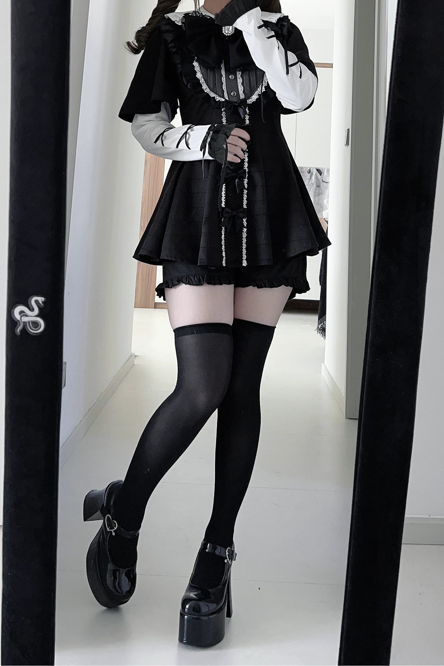 【3月1日予約締切】グレーブラックジュエルリボンフリルドレス＋ロングスリーブ＋ショートパンツフルセット