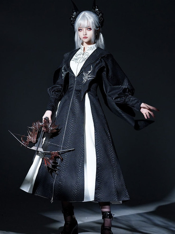 [Reservation Deadline: March 28] Dragon Scale Gothic Lolita Jumperskirt + Long Coat🐉