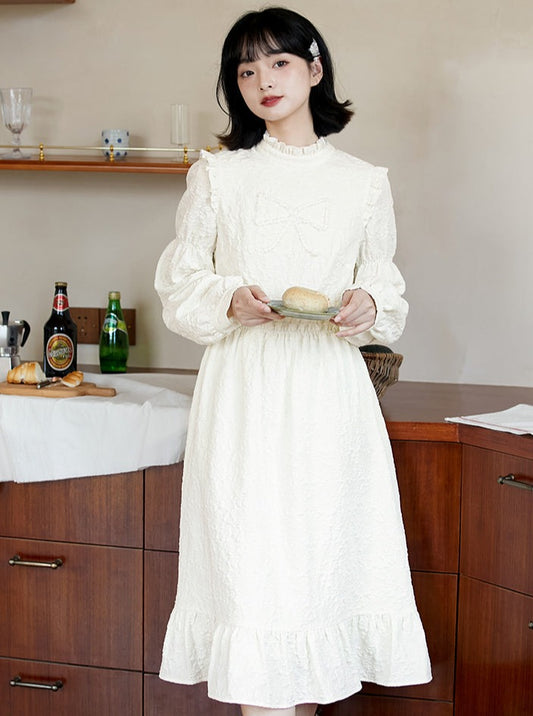 Pure White Lantern Sleeve Middle Skirt