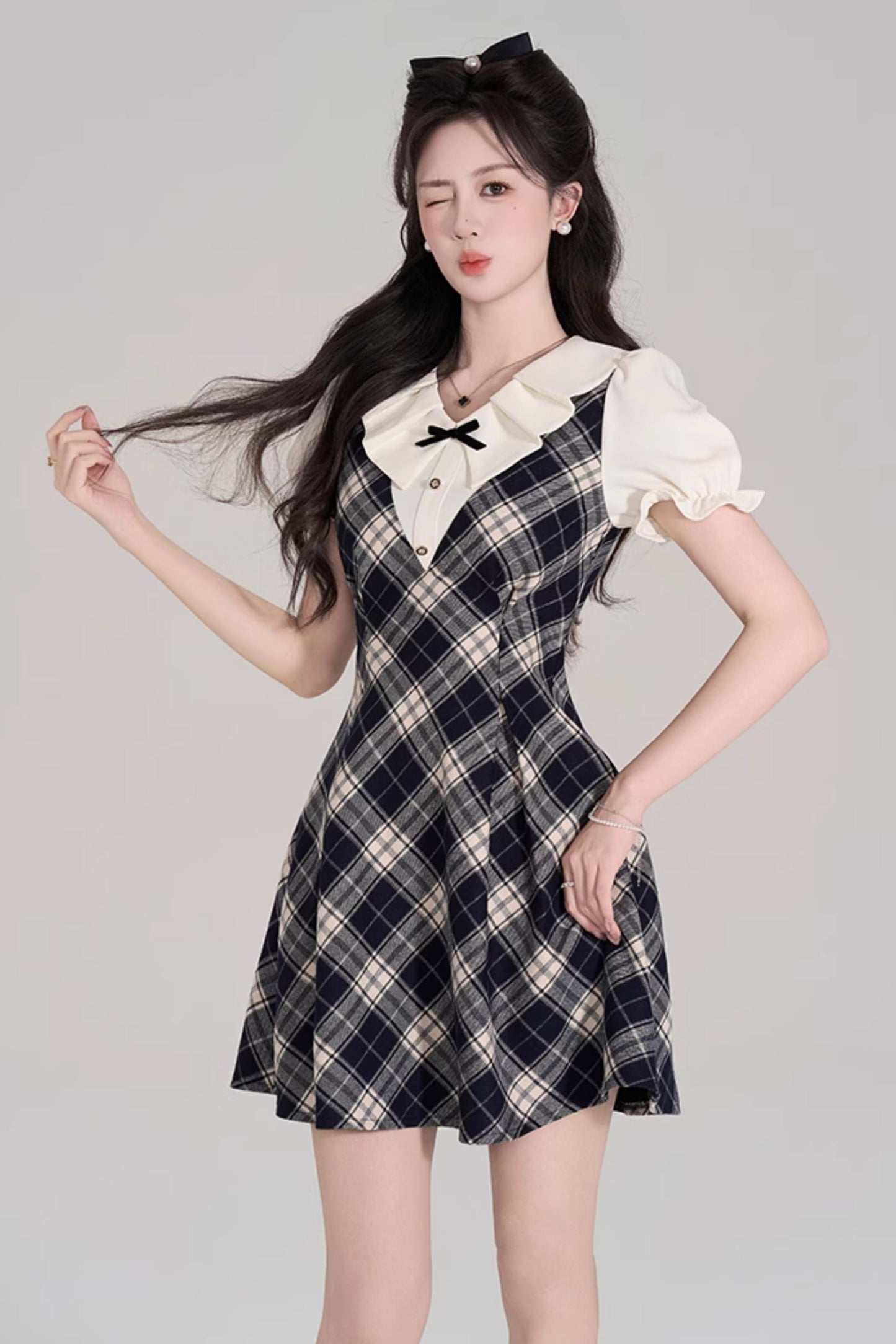 College Style Check Puff Sleeve Dress