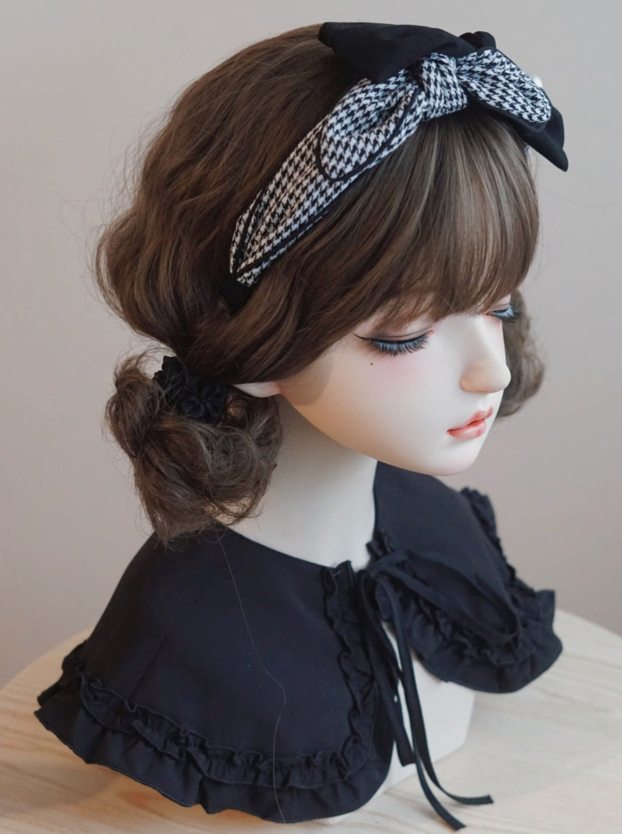 Staggered ribbon pearl headband