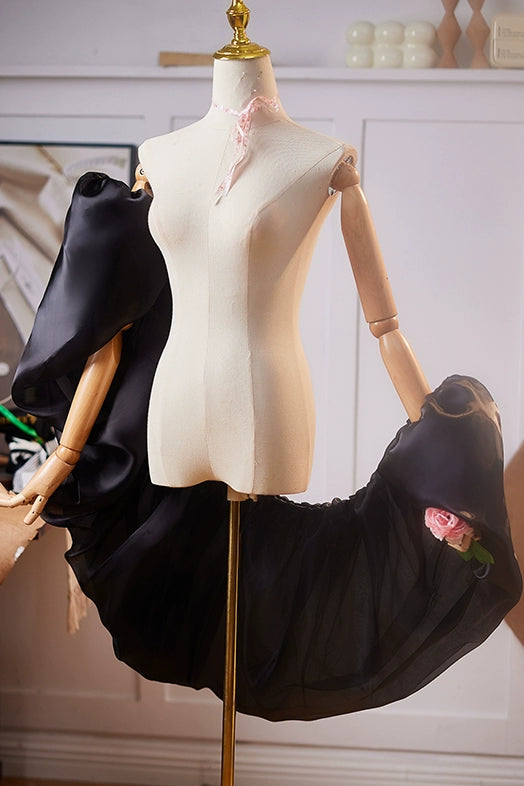 ヘップバーンサテンバルーンスリーブ