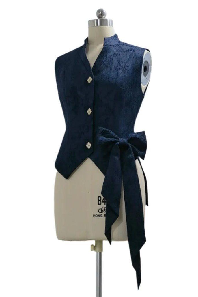 [Reservation deadline on September 28] Sapphire Blue Bunny Ears Cape Jacket + Vest + Shorts