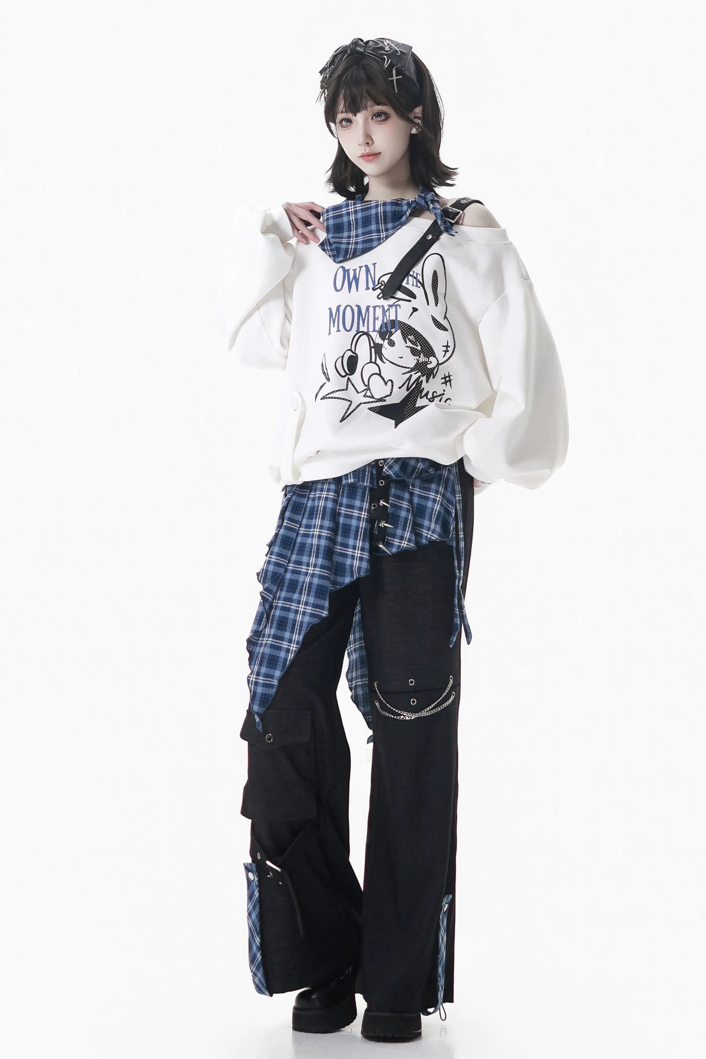 オフショルダースウェットトップス+アシメスカート+ロングパンツ