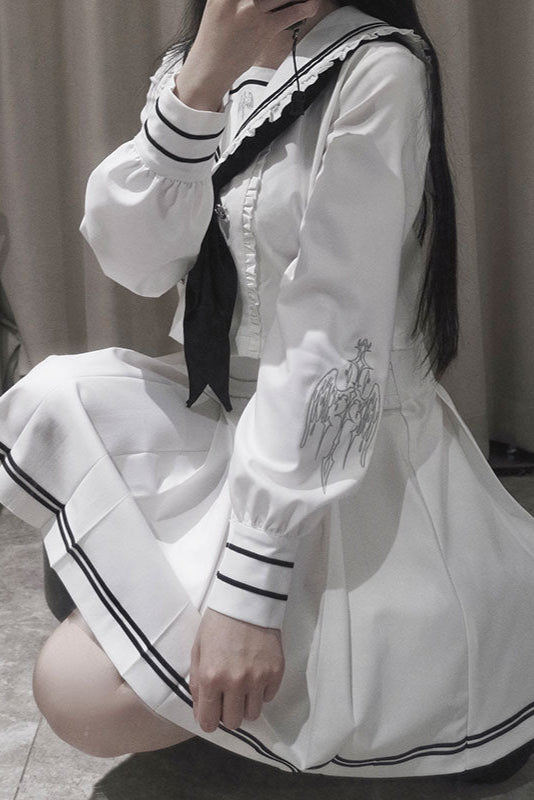 Sailor collar top + pleated skirt