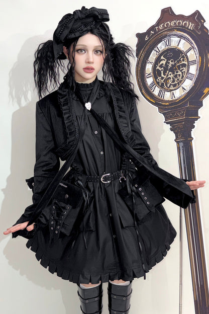 【11月6日予約締切】White/Black Gothic Lolita Drawstring Frill Strap Doll Dress