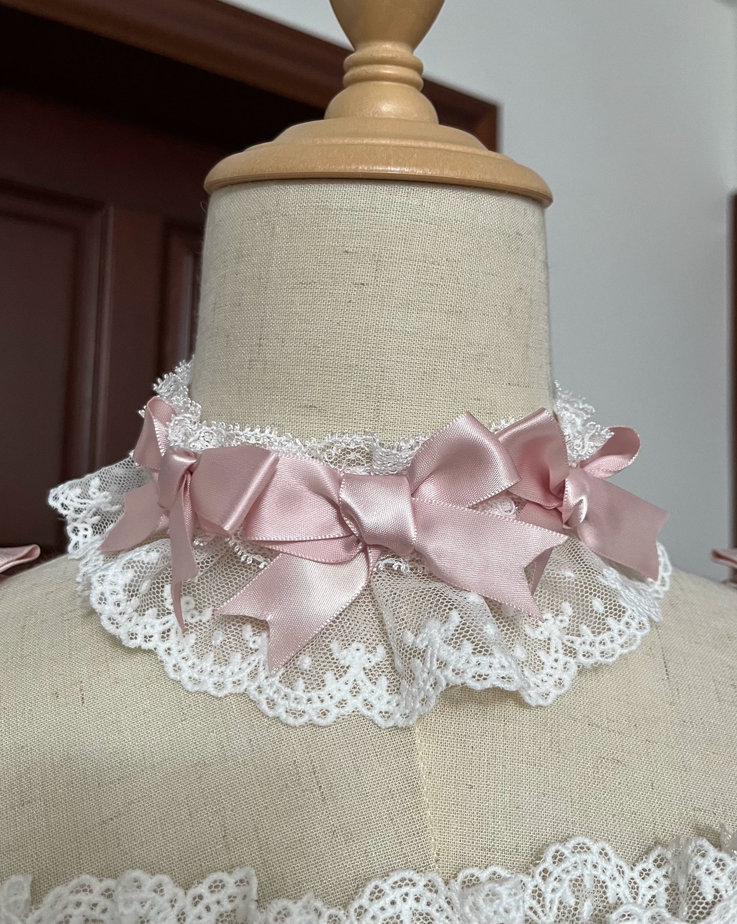 サークルクリームドールダブルパレスゴージャスドレス+ハット+チョーカー