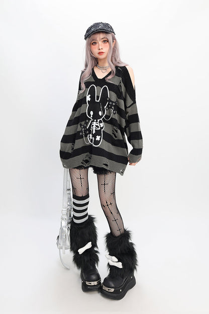 Dark Border Rabbit V-Neck Knit Sweater