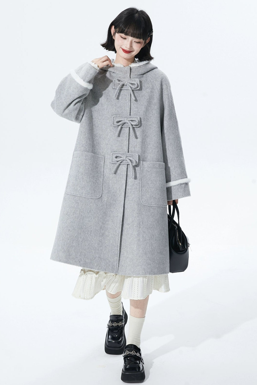 ライトグレイウールンフーデッドコート