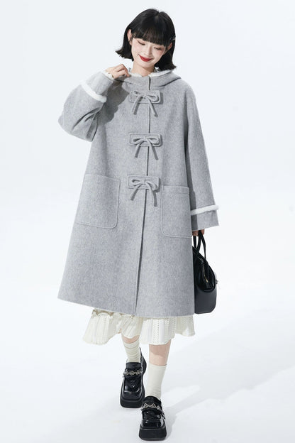 ライトグレイウールンフーデッドコート