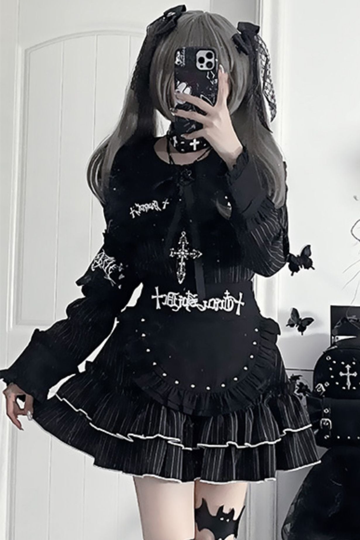 ライトアジアダークスリムロングスリーブトップス+フェイクエプロンショートスカート