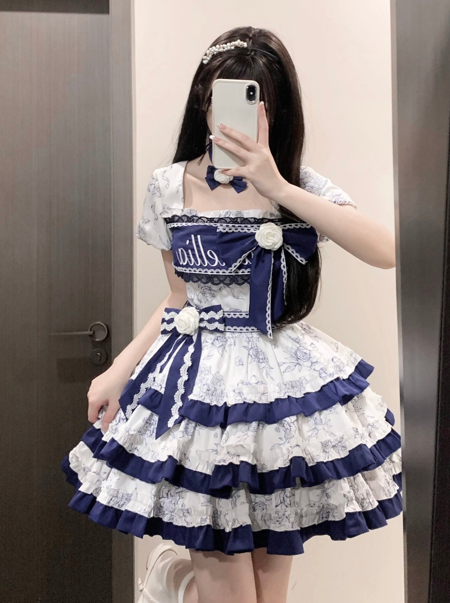 [Reservation Product] Blue-White Retro Girly Lolita Dress