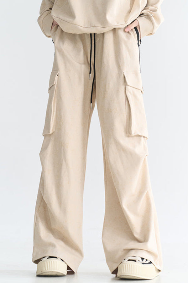 Sweatshirt and cargo pants set-up