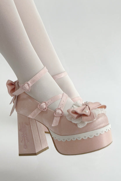 [Mar. 26, 2012 reservation deadline] Tea Time Cute Embroidery High Heels