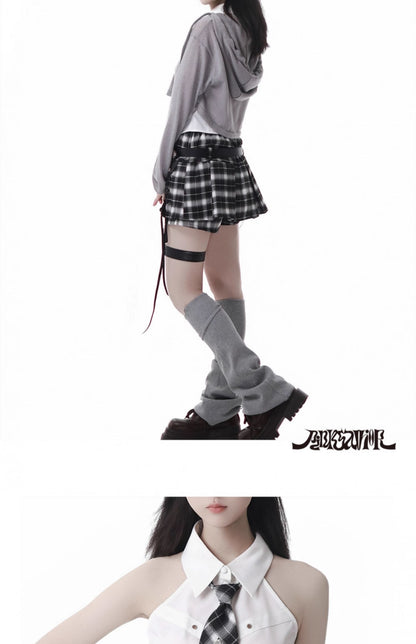 Y2K hooded short top + sleeveless shirt with tie + check culottes