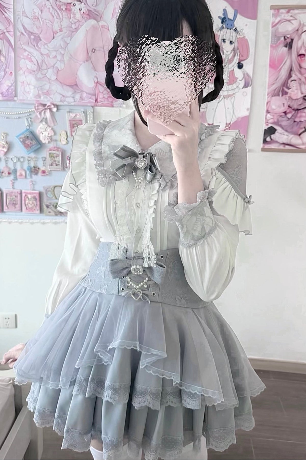 【11月15日予約締切】Light Blue Lace Collar Frill Shirt + Pearl Bow Layered Lace Skirt + Rhinestone Ribbon Tie