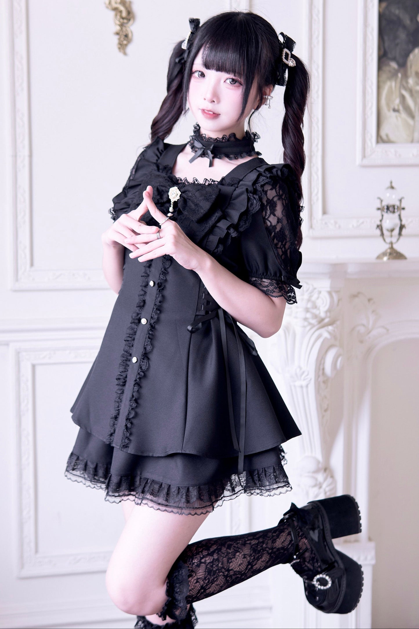 Mine striped lace puff sleeve top + short skirt