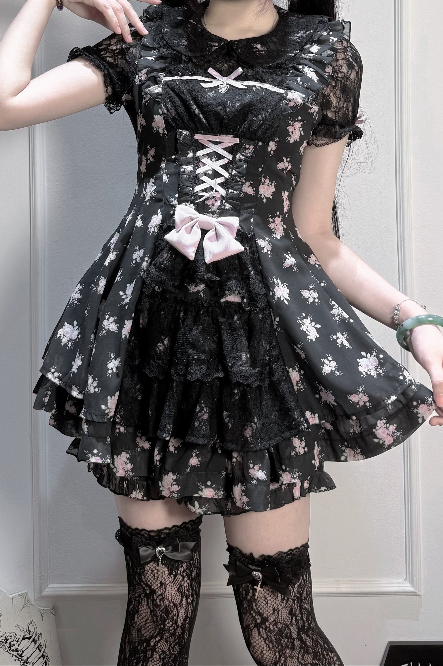 【9月2日予約締切】Black Pink Floral Layered Lace Dress＋Matching Shorts ＋ Bow Hairclips ＋ Bow Tie[Full set]