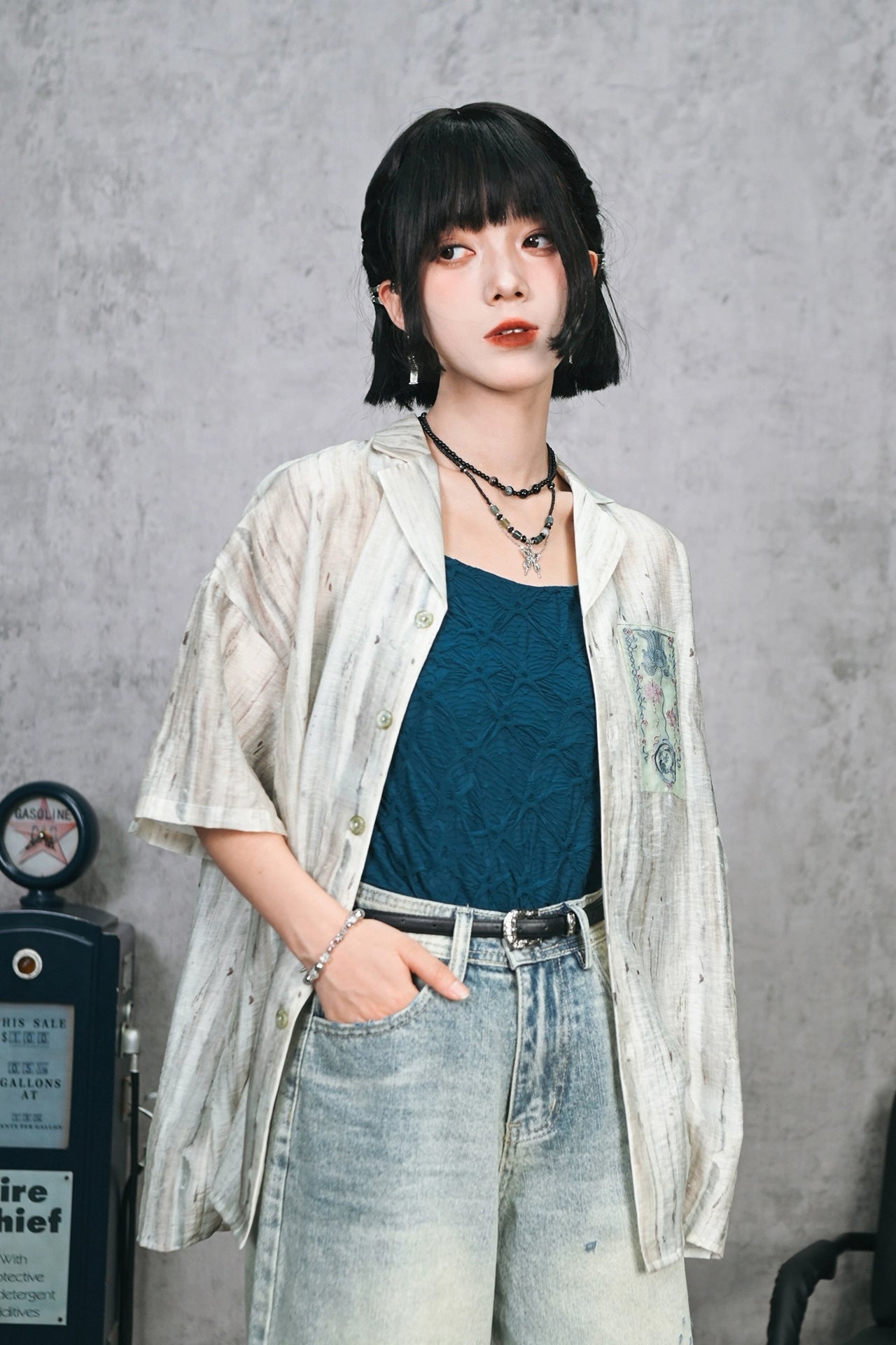 Mode Design Textured Sleeveless Top