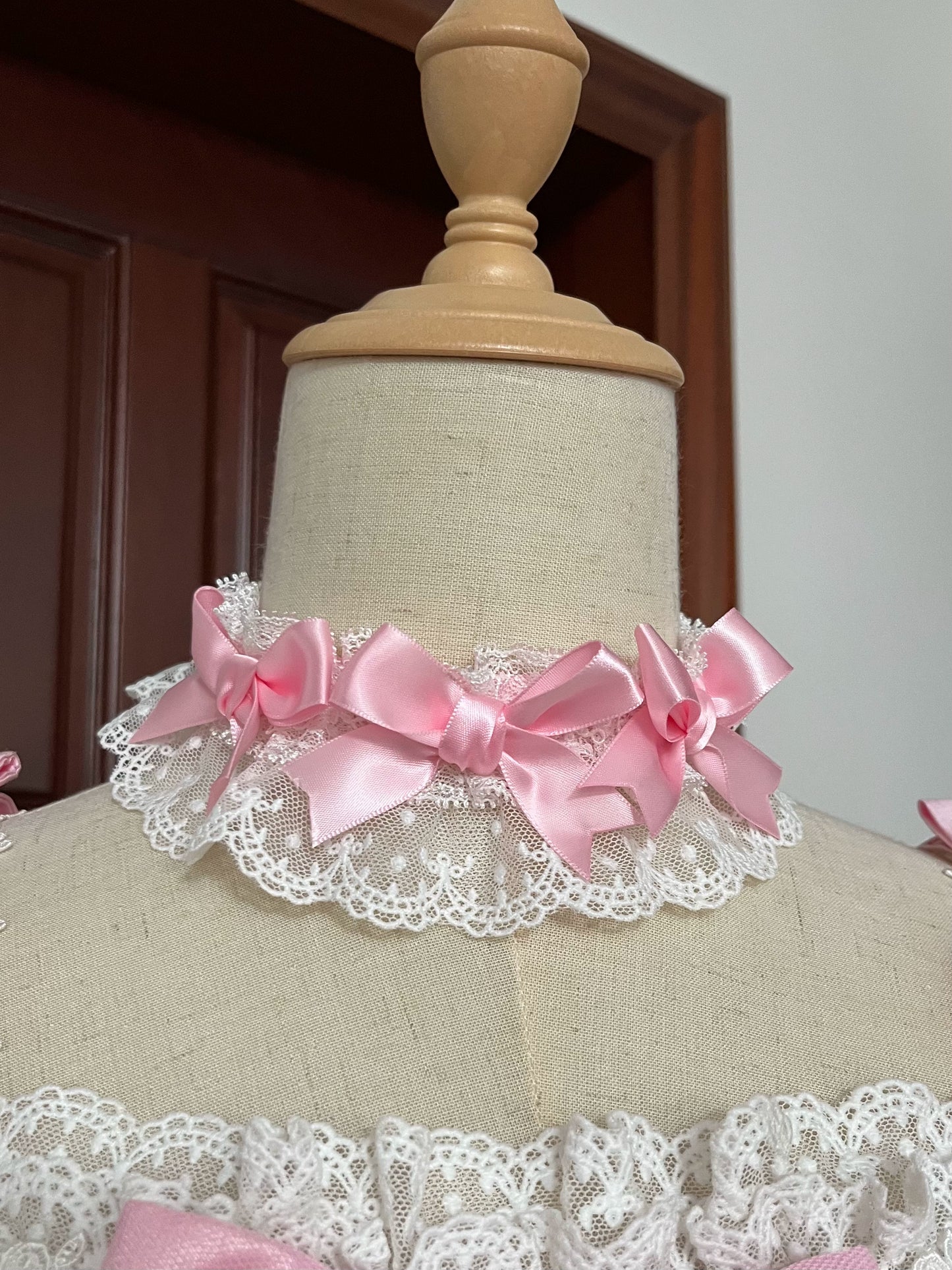 サークルクリームドールダブルパレスゴージャスドレス+ハット+チョーカー