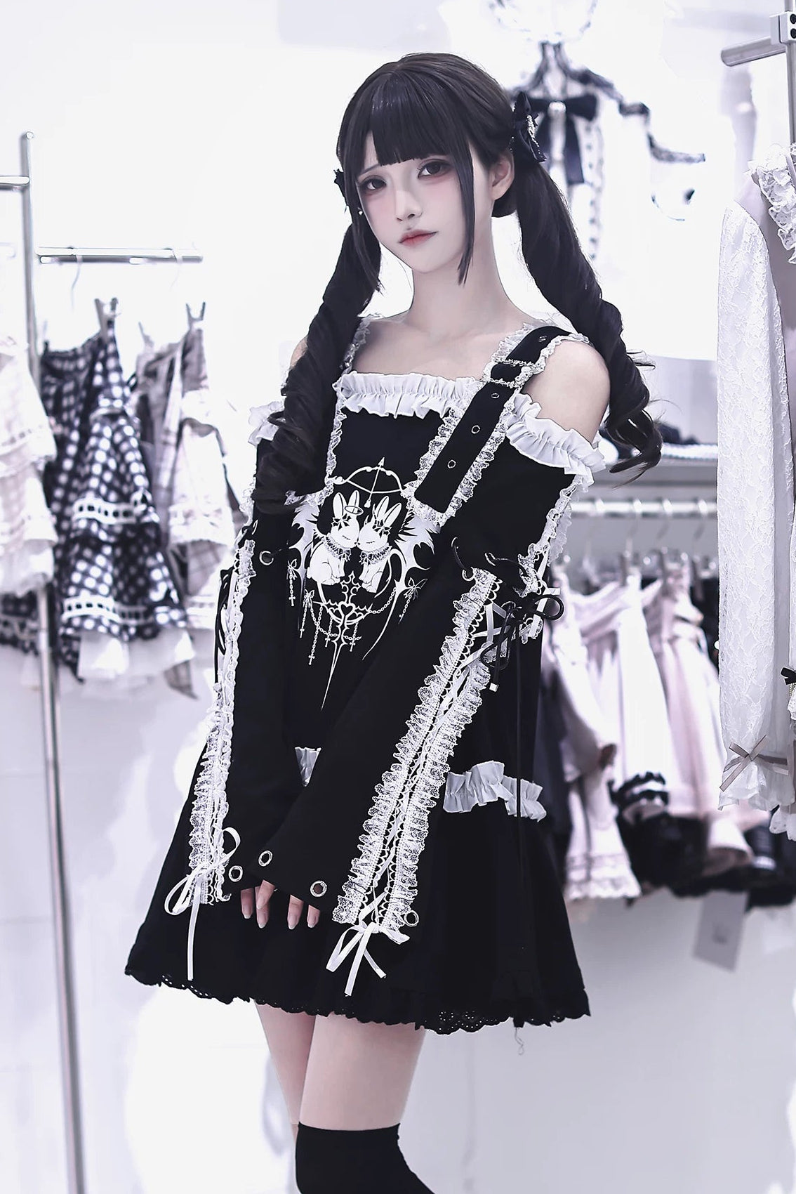 【9月15日予約締切】Dark Punk Gothic Rabbit Print Off Shoulder Long Sleeve Frill Lace Dress