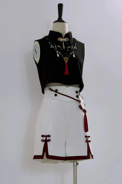 [Reservation Deadline: November 1] White Fox Chinese Fantasy-Style Fox-Ear Hooded Jacket + Black Mandarin-Collar Sleeveless Crop Top + White & Red Fox Shorts