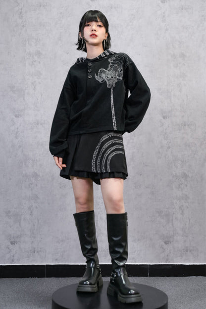 Pleated skirt with asymmetrical design