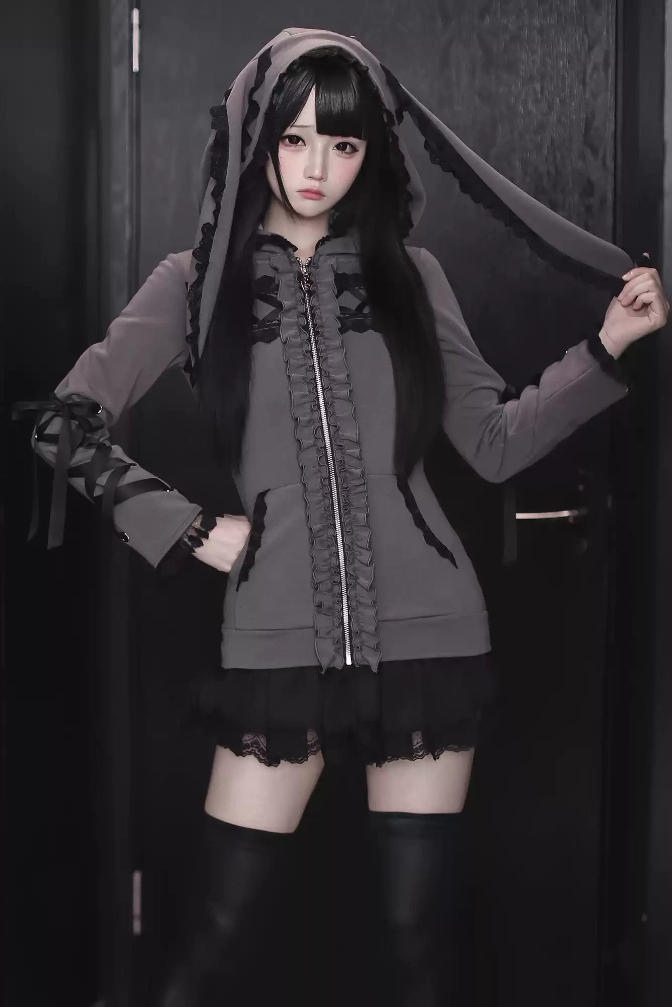 【1月6日予約締切】うさ耳&猫耳フーディーフリルジップジャケット