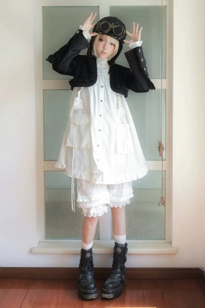 【11月6日予約締切】White/Black Gothic Lolita Drawstring Frill Strap Doll Dress